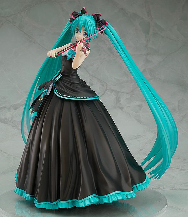 Vocaloid Hatsune Miku (Symphony 2017 Ver.) 1/8 Scale Figure