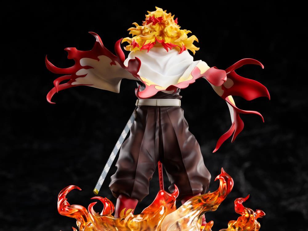 Demon Slayer: Kimetsu no Yaiba Kyojuro Rengoku 1/8 Scale Figure