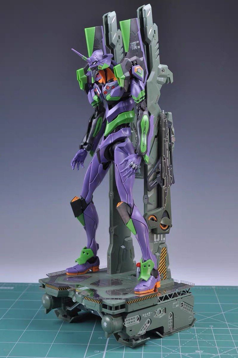 Effects Wings EWRG013B RG EVA Hangar (Gray)