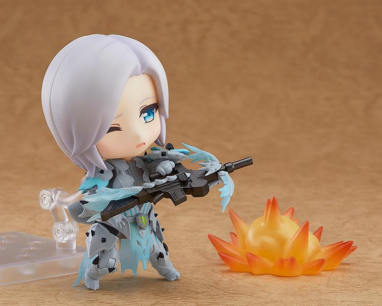 Monster Hunter: World Nendoroid No.1025-DX Hunter (Female Xeno’jiiva Beta Armor Edition)