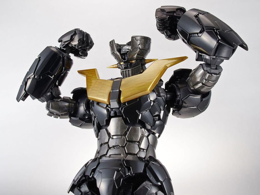 Mazinger Z: Infinity HG 1/144 Mazinger Z (Black Ver.) Exclusive Model Kit