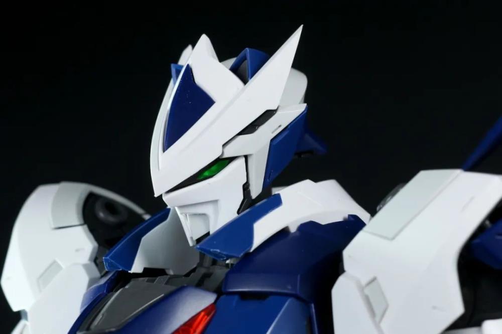 Frosty Cat 1/20 Scale Model Kit