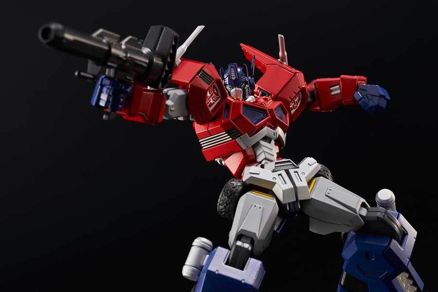 01 Optimus Prime (Attack Mode) "Transformers", Flame Toys Furai Model