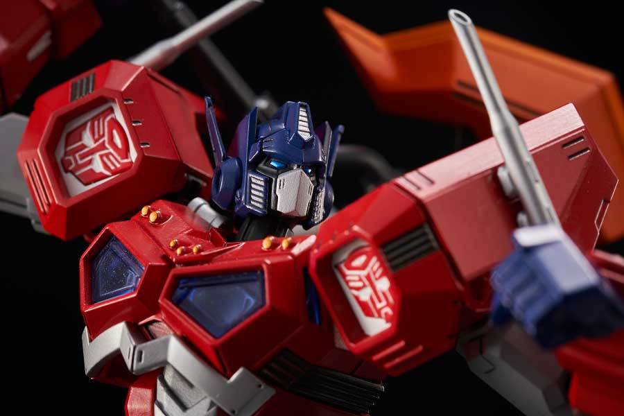 01 Optimus Prime (Attack Mode) "Transformers", Flame Toys Furai Model