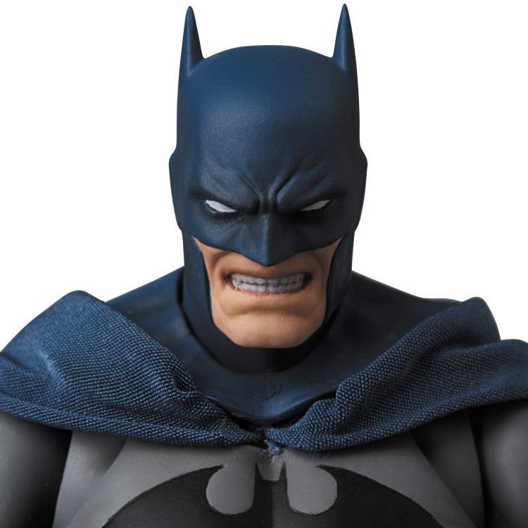 Batman Hush MAFEX No.105 Batman Action Figure