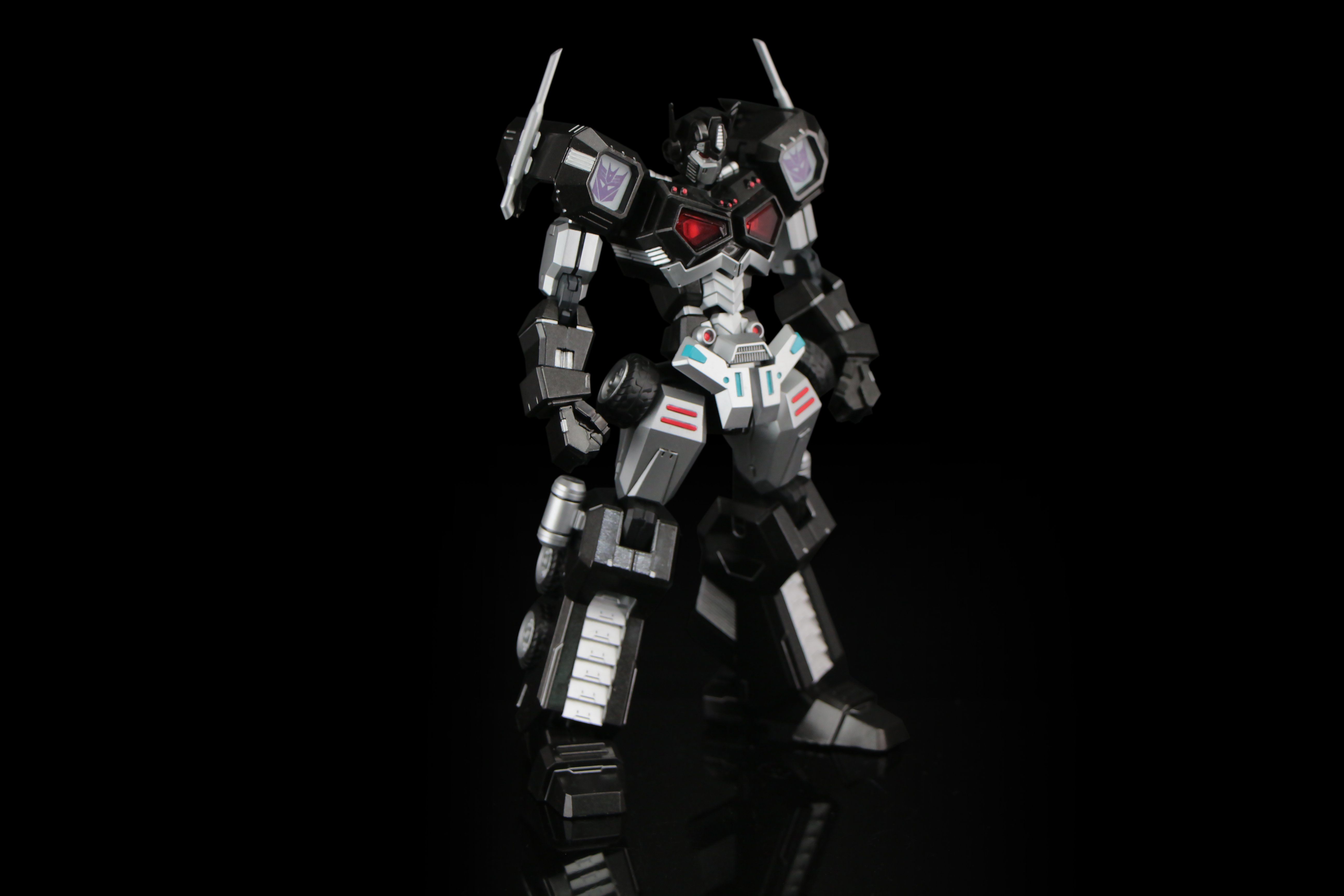 01 Nemesis Prime (Attack Mode) (Exclusive Variant) "Transformers", Flame Toys Furai Model