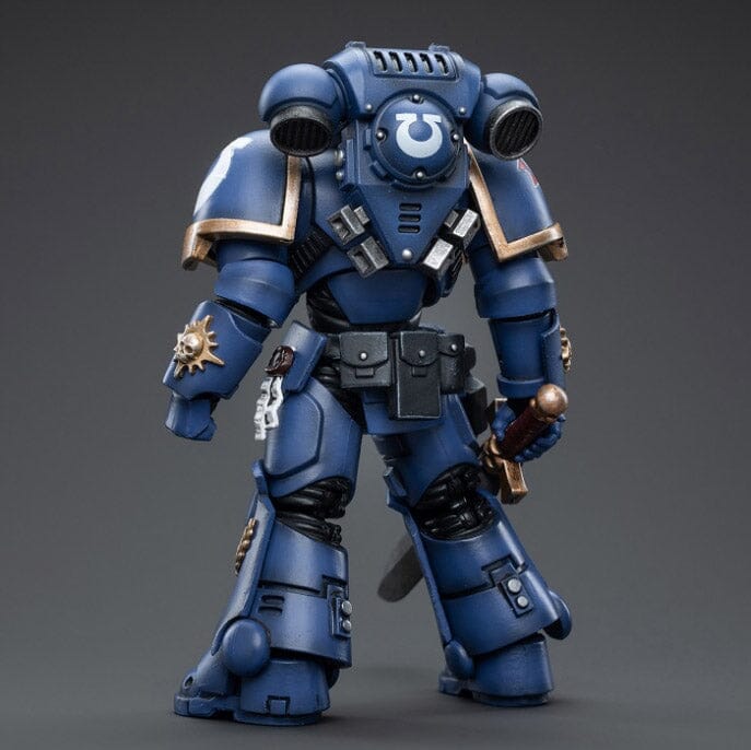Warhammer 40K Ultramarines Primaris Lieutenant Argaranthe 1/18 Scale Action Figure (Reissue)