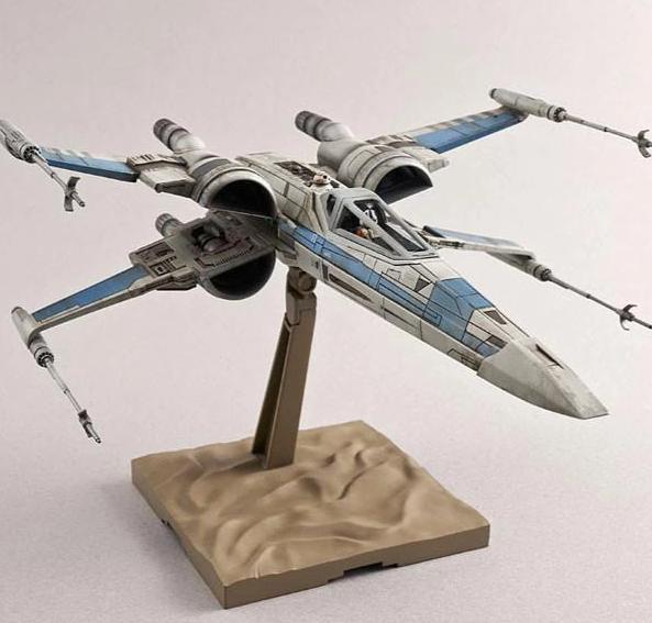 Resistance X-Wing Star Fighter "Star Wars: The Force Awakens", Bandai Star Wars 1/72 Plastic Model