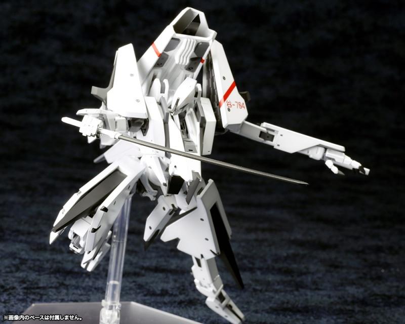 Knights of Sidonia Type 17 Guard Tsugumori Kaini 1/100 Scale Model Kit