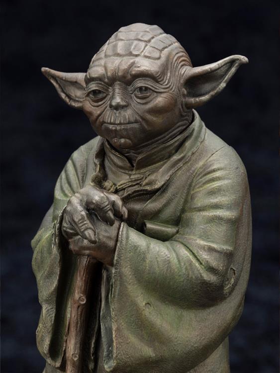 Star Wars The Empire Strikes Back Yoda Fountain Limited Edition Statue