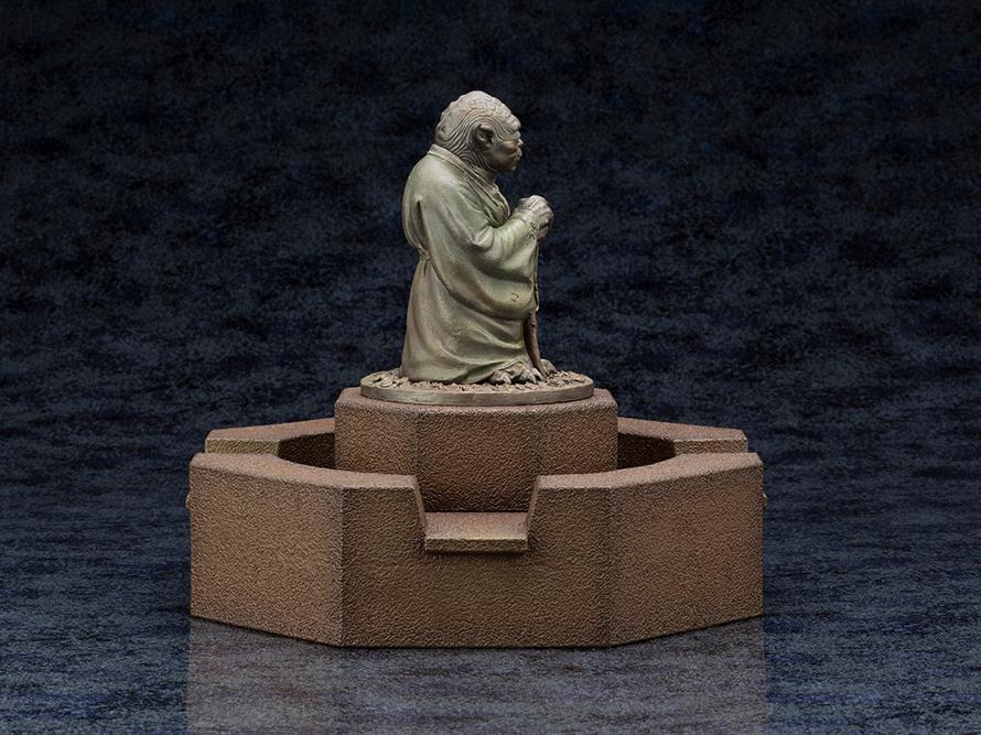 Star Wars The Empire Strikes Back Yoda Fountain Limited Edition Statue