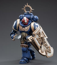 Warhammer 40K Ultramarines Bladeguard Veterans 1/18 Scale Figure