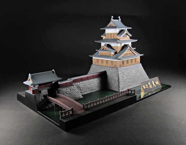 Laid-Back Camp Takashima Castle Model Kit With Rin Shima Figure