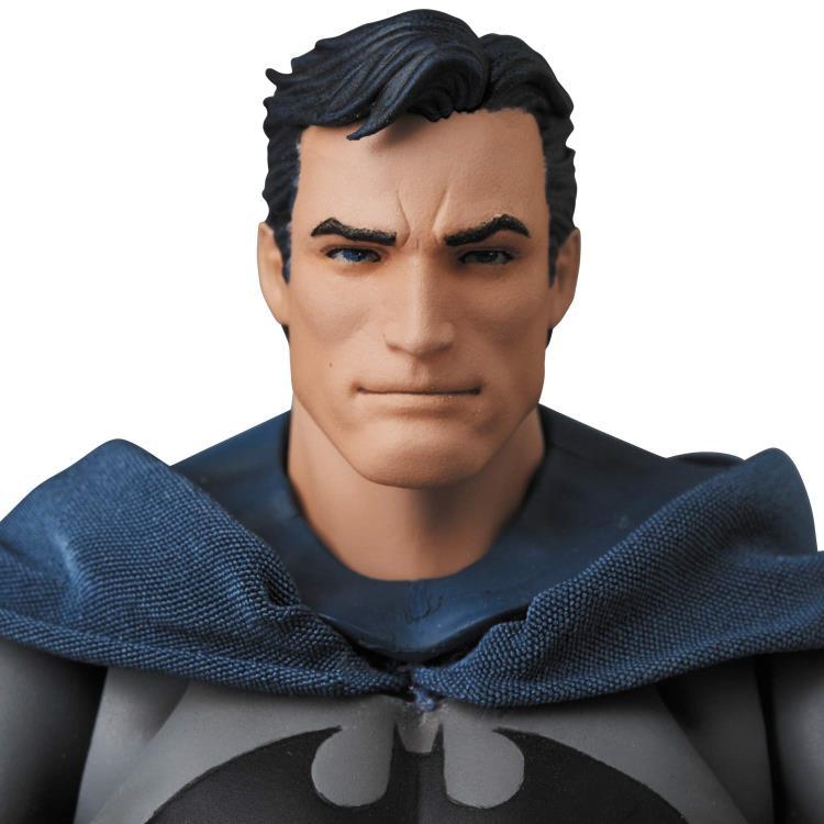 Batman Hush MAFEX No.105 Batman Action Figure