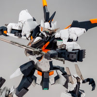 Code Beast Series Hundred Edge Arma Ver 1/100 Scale Model Kit