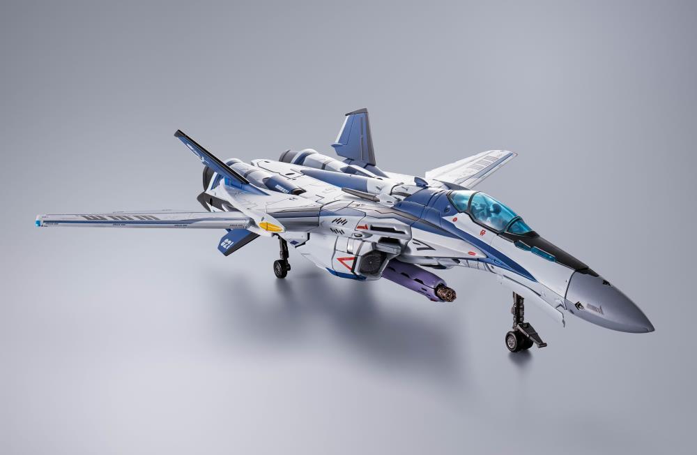 Macross Frontier DX Chogokin VF-25 Messiah Valkyrie (Worldwide Anniversary Ver.)