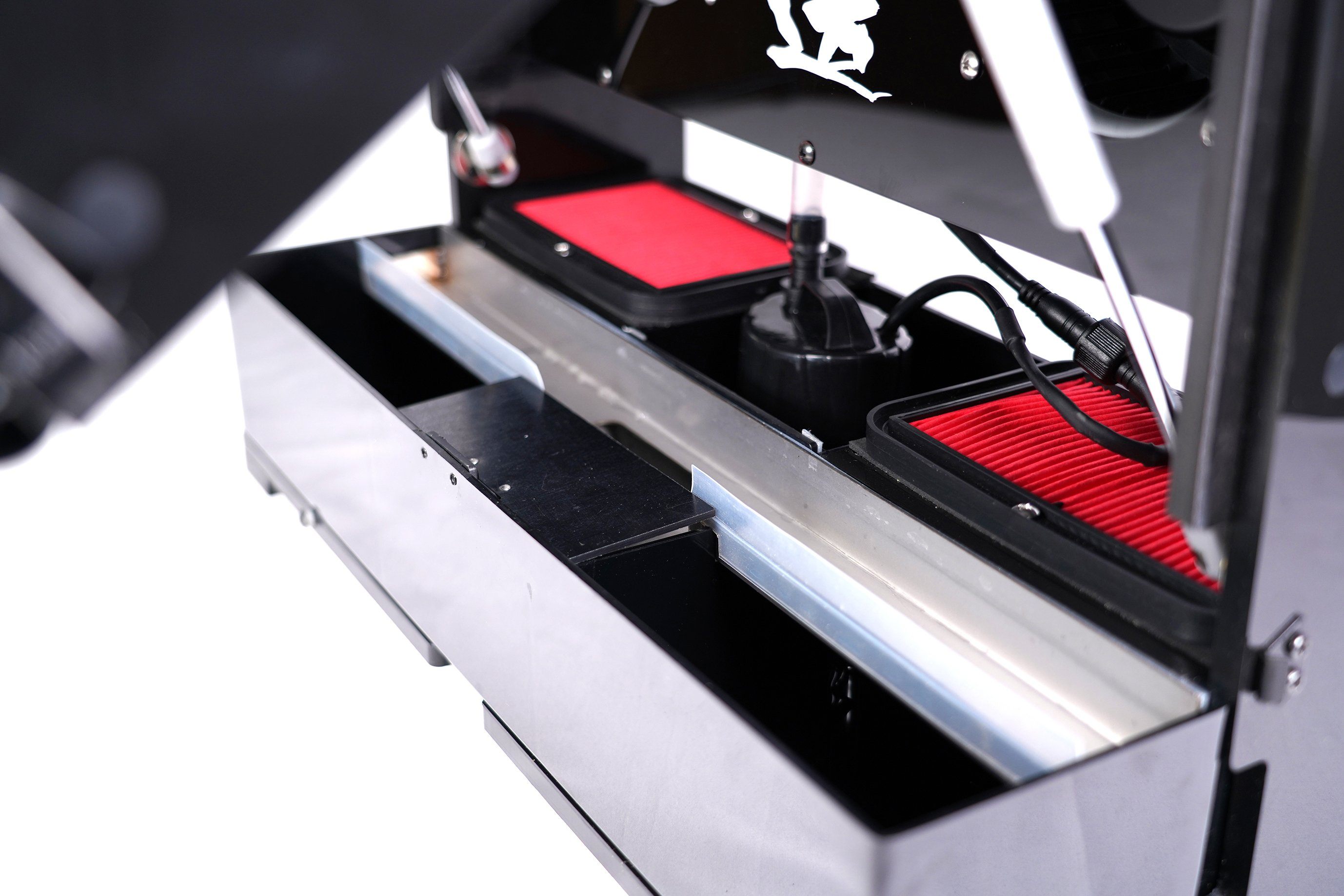 Kaizo Waterfall Spray Booth