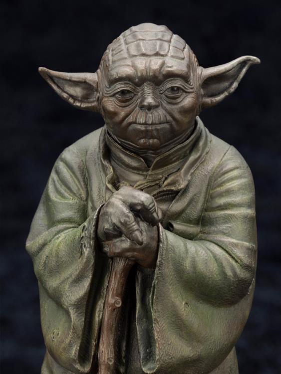 Star Wars The Empire Strikes Back Yoda Fountain Limited Edition Statue