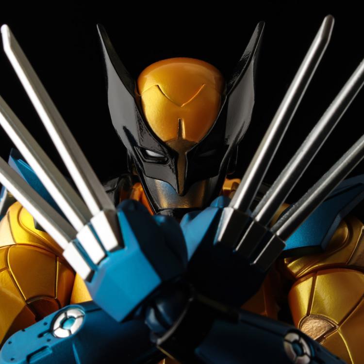 Marvel Fighting Armor Wolverine Figure