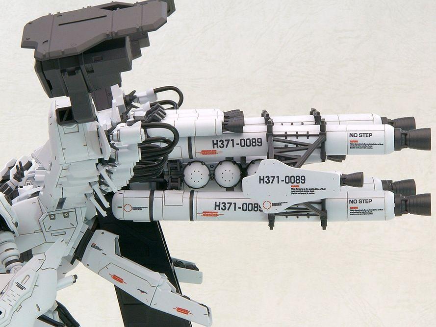 Armored Core Variable Infinity White Glint & V.O.B. Model Kit Set