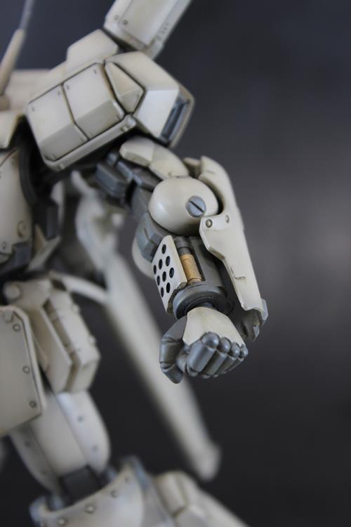 Assault Suits Leynos AS-5E3 Leynos Player Type (Renewal Ver.) 1/35 Scale Model Kit (Reissue)