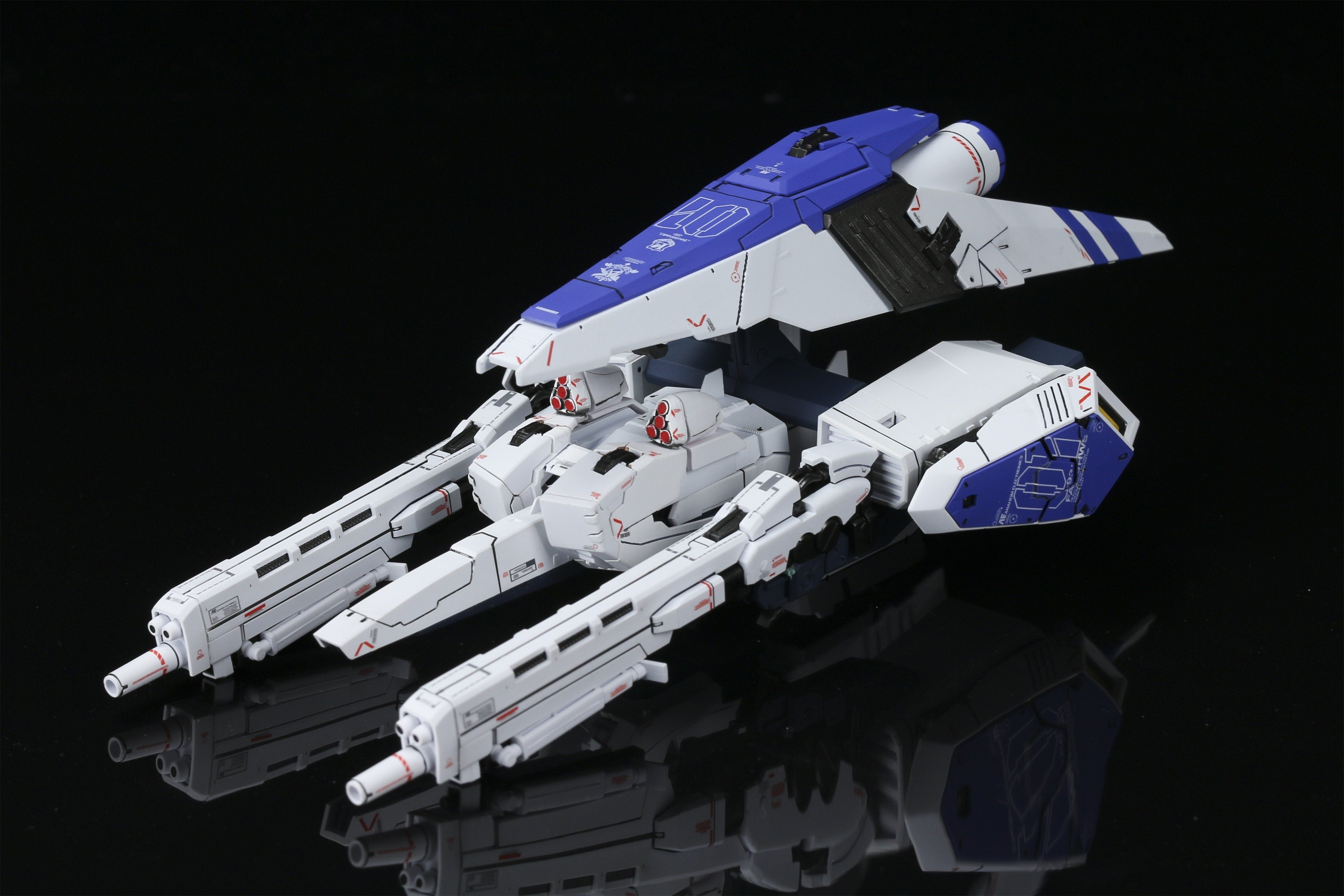 Effect Wings EWRG018C HWS Expansion Set and Tactical Armor Transporter for RG RX-93V2 Hi-Nu