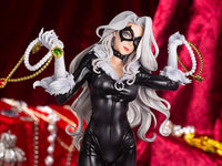 Marvel Bishoujo Black Cat Steals Your Heart