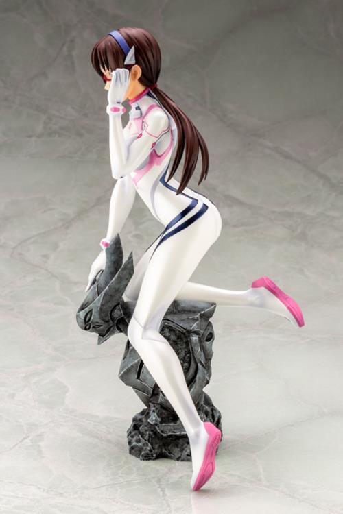 Rebuild of Evangelion Mari Makinami Illustrious (White Plugsuit Ver.) 1/6 Scale Figure
