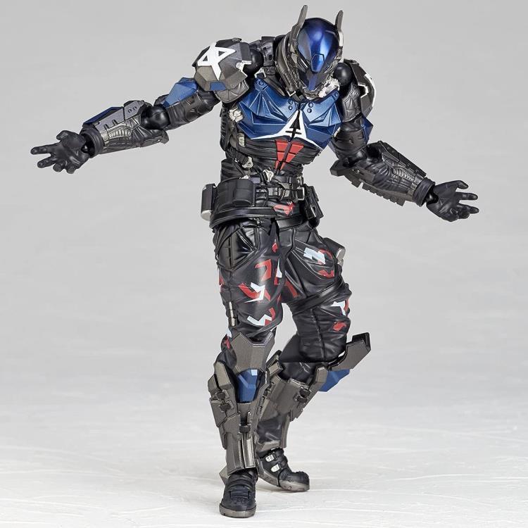 Batman: Arkham Knight Amazing Yamaguchi Revoltech No.24 Arkham Knight