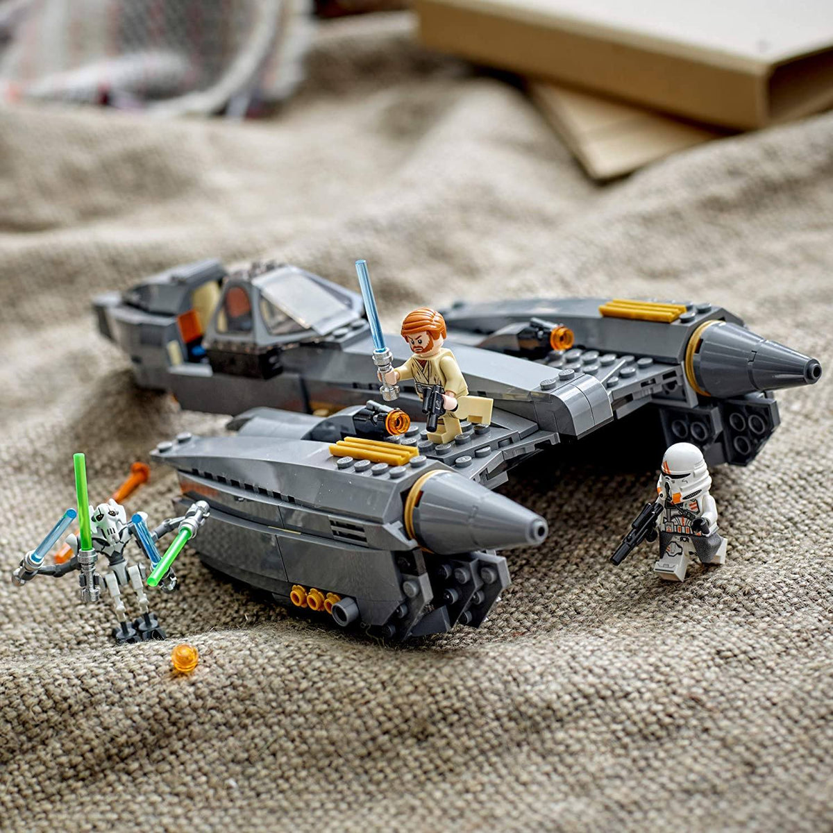 75286 General Grievous's Starfighter