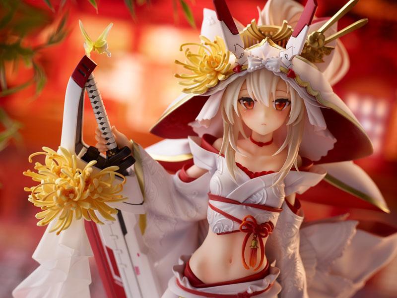 Azur Lane Ayanami (Demon`s Finest Dress Ver.) 1/7 Scale Figure