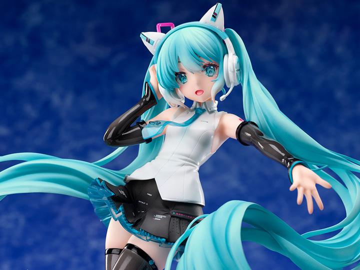 Vocaloid YOWU x F Nex Hatsune Miku (Cat Ear Headphones Ver.) 1/7 Scale Figure
