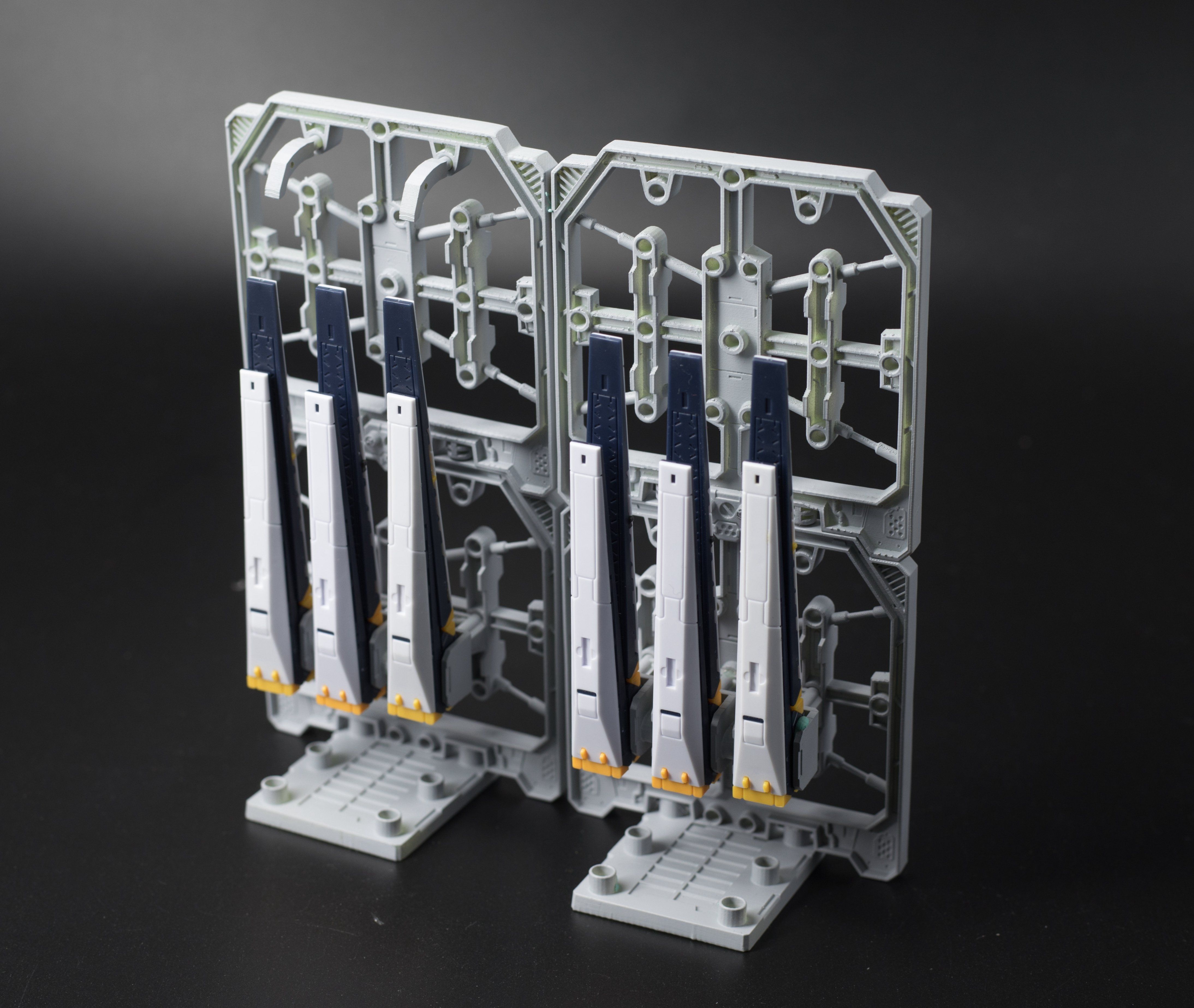 1/144 Gundam Hanger bay and Fin Funnel add on