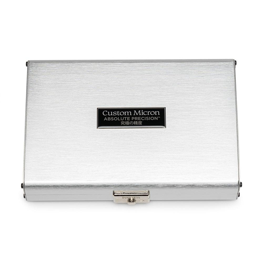 Iwata Custom Micron CM-C Plus Gravity Feed Dual Action Airbrush