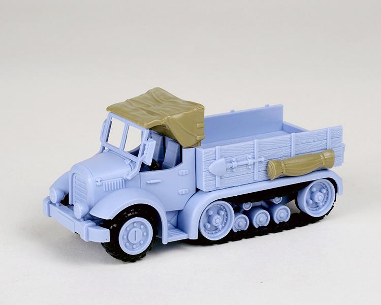 METAL SLUG A six-and-a-half-ton truck, the Land Seek.