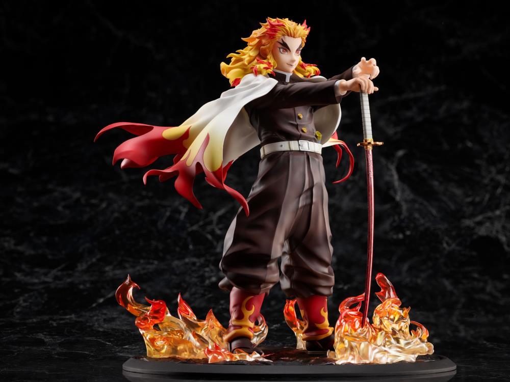 Demon Slayer: Kimetsu no Yaiba Kyojuro Rengoku 1/8 Scale Figure