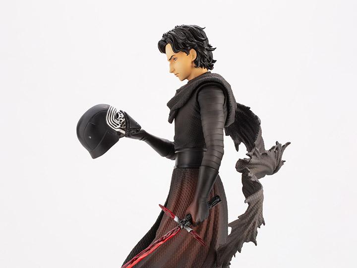 Star Wars ArtFX Kylo Ren (Cloaked in Shadows) Statue