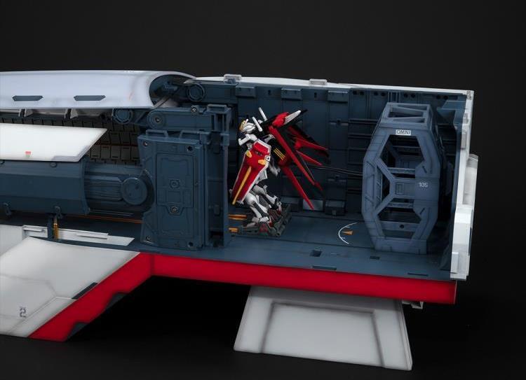 Mobile Suit Gundam SEED Realistic Model Series 1/144 Scale Arch Angel Catapult Deck