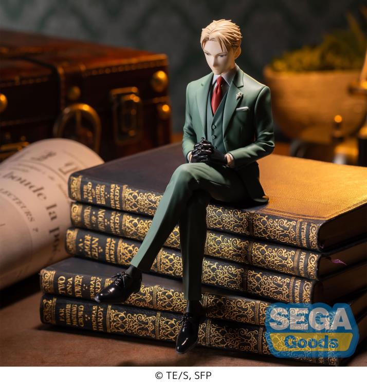 Spy x Family Lloyd Forger Premium Perching Figure