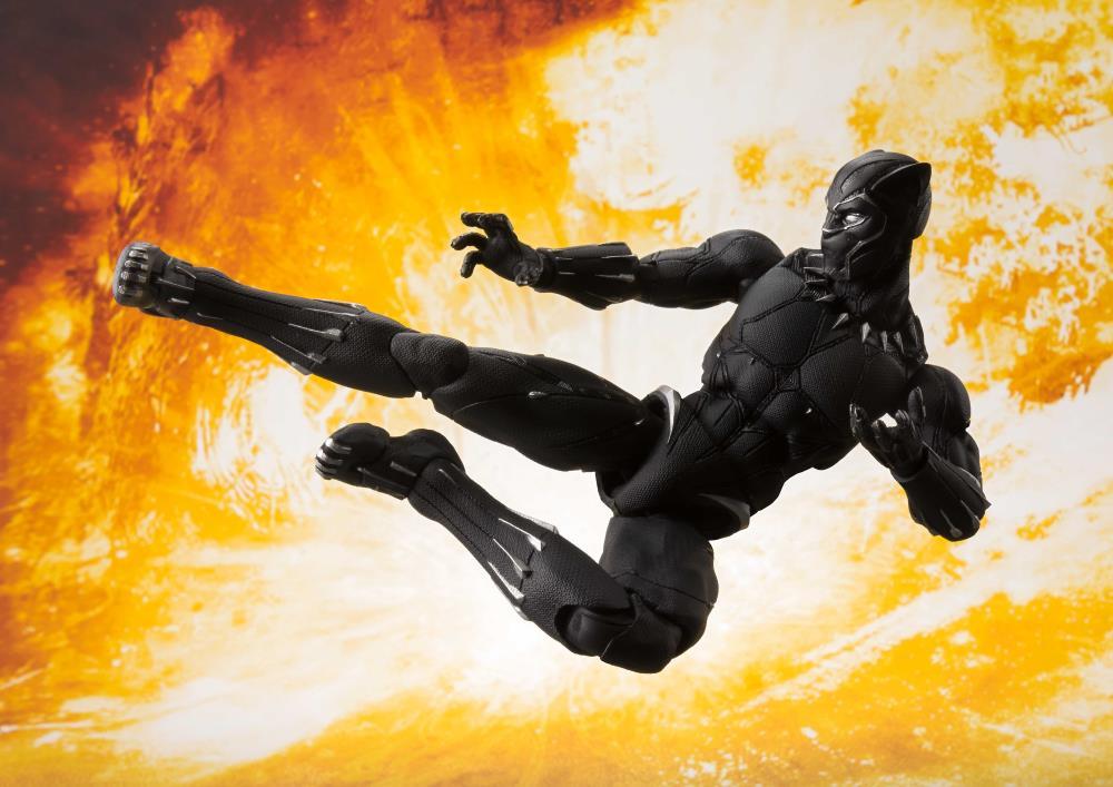 Avengers: Infinity War S.H.Figuarts Black Panther & Tamashii Effect