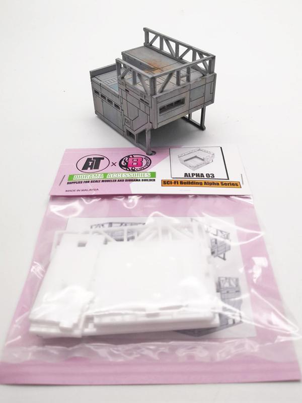 AT X Becky Customizer Sci-Fi Building Alpha Series Alpha 3 1/100