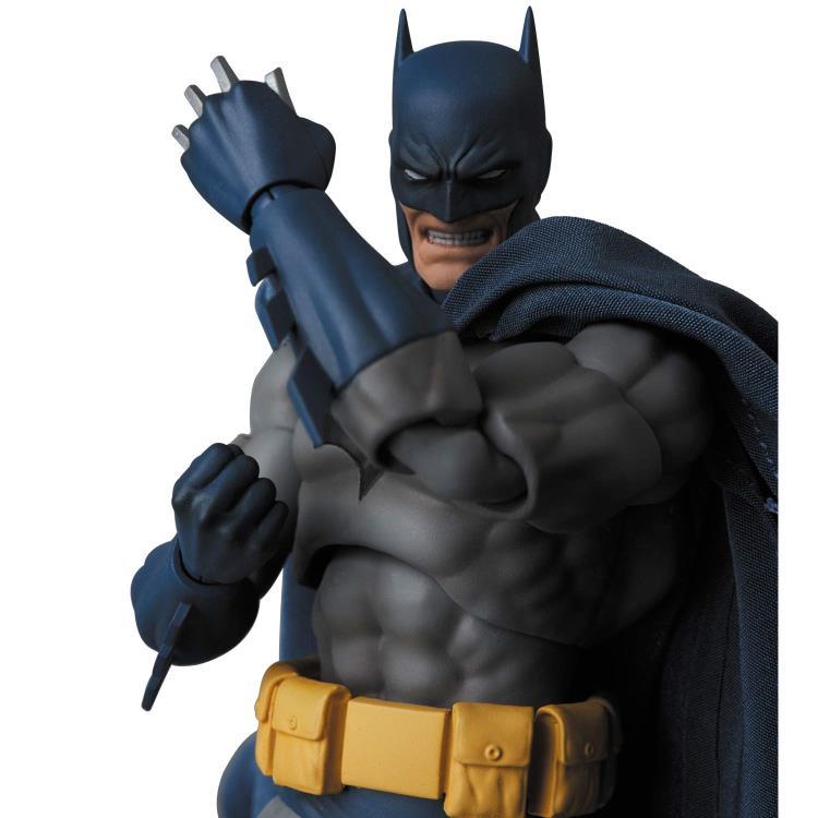 Batman Hush MAFEX No.105 Batman Action Figure