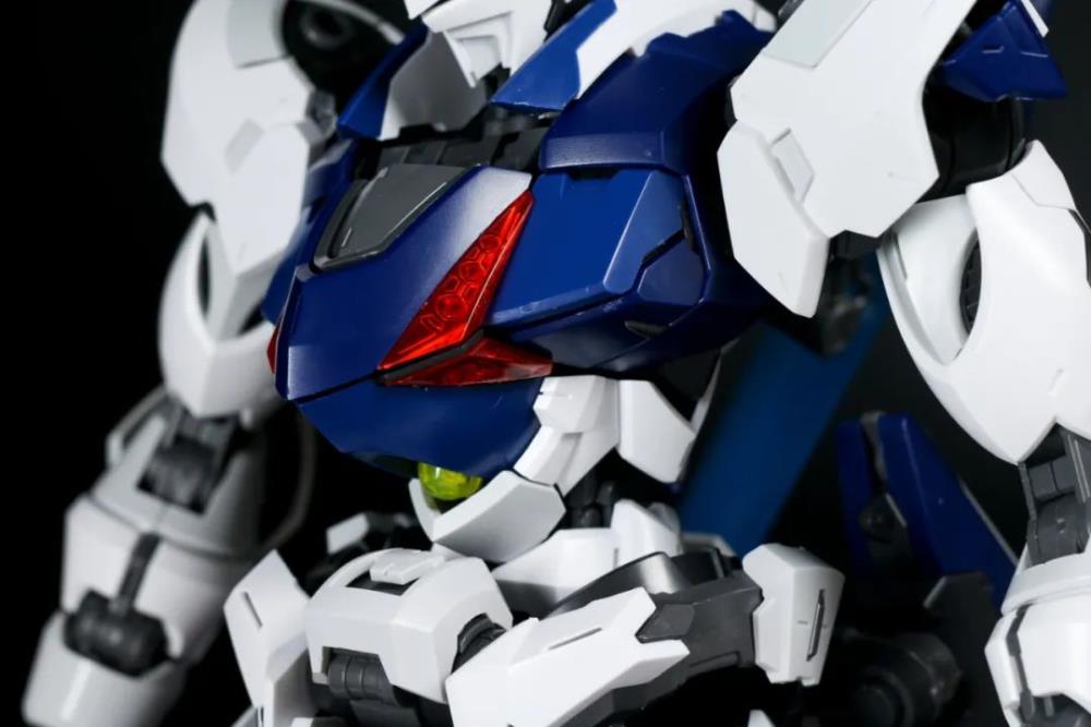 Frosty Cat 1/20 Scale Model Kit