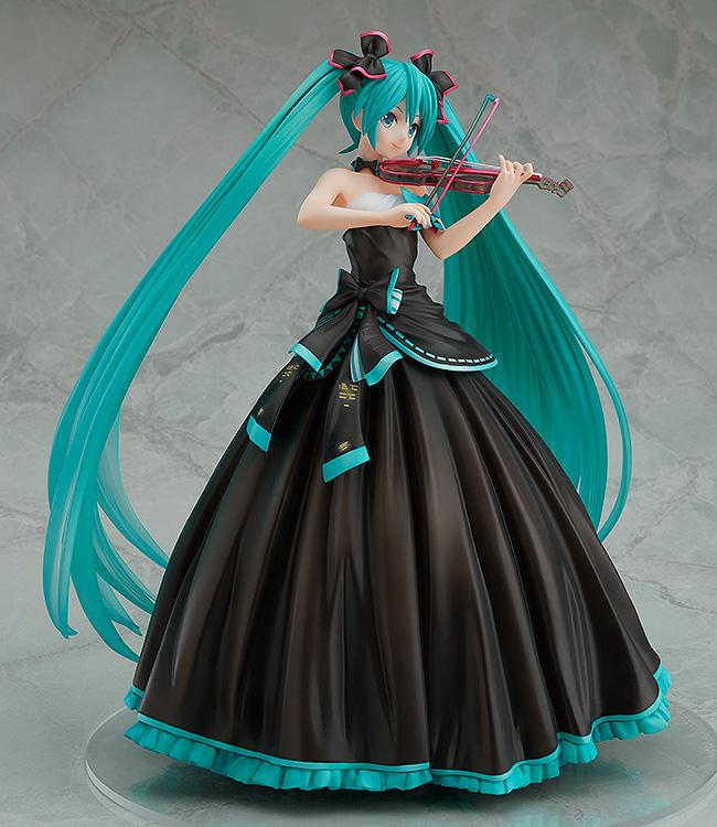 Vocaloid Hatsune Miku (Symphony 2017 Ver.) 1/8 Scale Figure