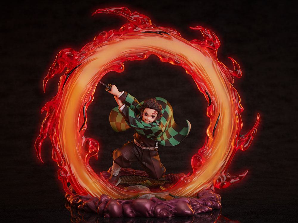 Demon Slayer: Kimetsu no Yaiba Tanjiro Kamado (Hinokami Kagura: Clear Blue Sky) 1/8 Scale Figure