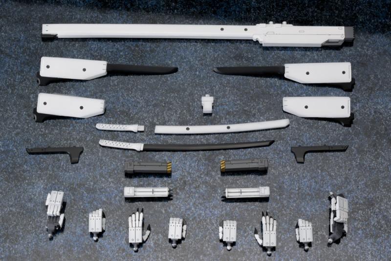 Knights of Sidonia Type 17 Guard Tsugumori Kaini 1/100 Scale Model Kit