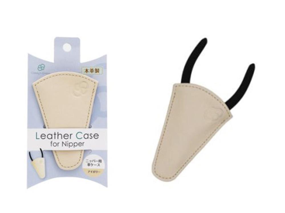 Classy 'n Dressy Leather Case for Nipper (Ivory)