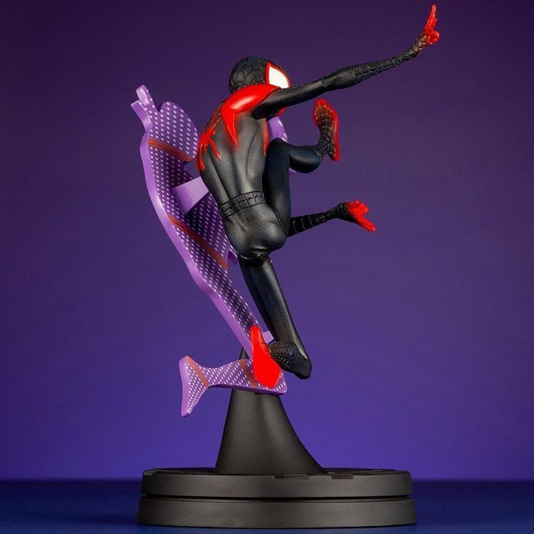 Spider-Man: Into the Spider-Verse ArtFX+ Spider-Man (Hero Suit Ver.) Statue
