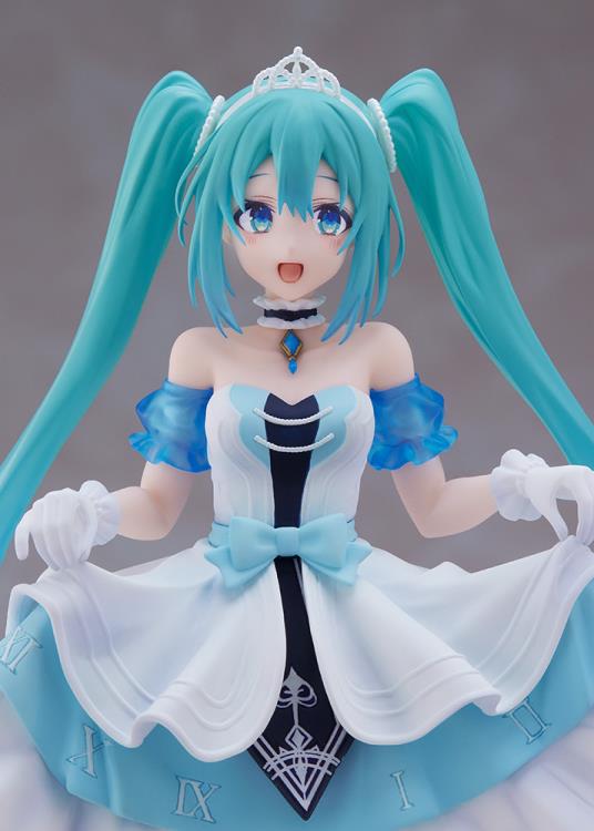 Vocaloid Hatsune Miku (Cinderella) Wonderland Figure (Reissue)