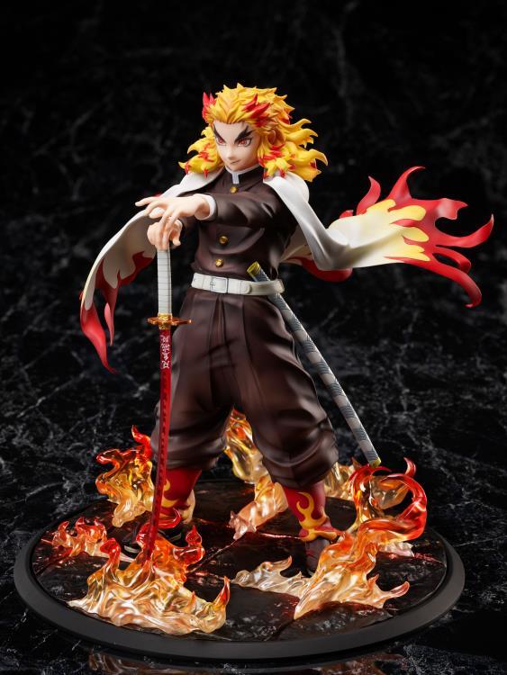 Demon Slayer: Kimetsu no Yaiba Kyojuro Rengoku 1/8 Scale Figure